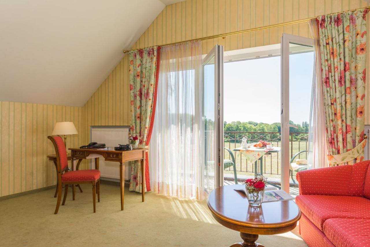 Lohmann'S Romantik Hotel Gravenberg Langenfeld  Dış mekan fotoğraf