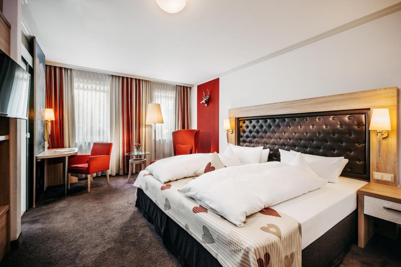 Lohmann'S Romantik Hotel Gravenberg Langenfeld  Dış mekan fotoğraf