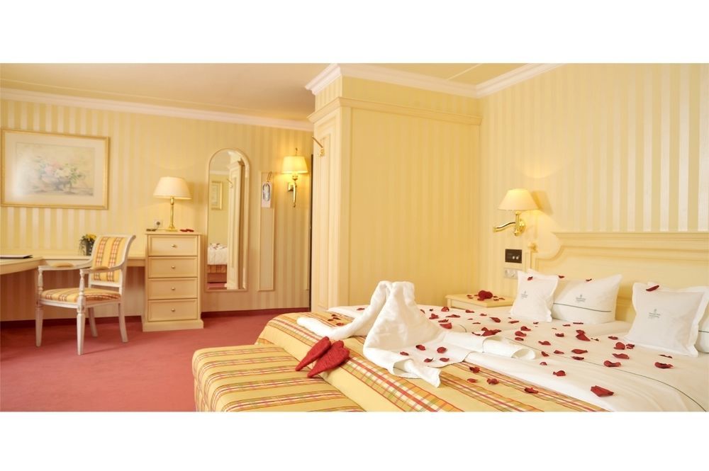 Lohmann'S Romantik Hotel Gravenberg Langenfeld  Dış mekan fotoğraf